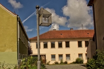 Die Alte Schule ist geprägt von der ernsten Sanierung in den 1960er Jahren
